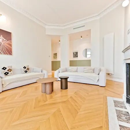 Moderne Et Climatise - Arc De Triomphe Apartment *