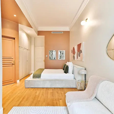 Moderne Et Climatise - Arc De Triomphe Apartment