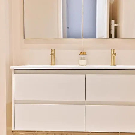 Moderne Et Climatise - Arc De Triomphe Apartment *